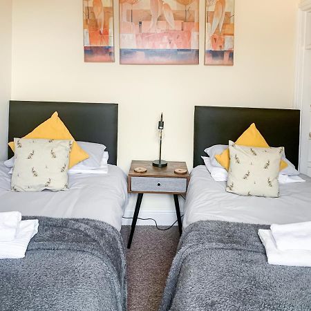 Waverley Lodge - Quaint Victorian Home With Free Parking York Buitenkant foto