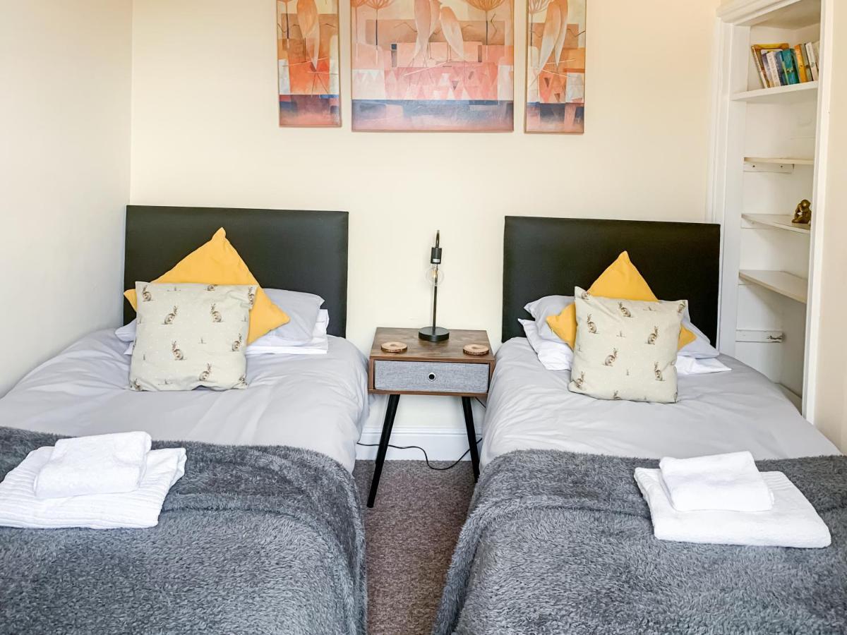 Waverley Lodge - Quaint Victorian Home With Free Parking York Buitenkant foto