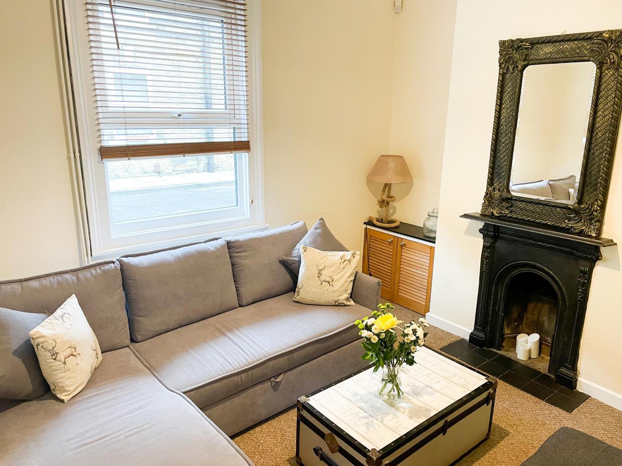 Waverley Lodge - Quaint Victorian Home With Free Parking York Buitenkant foto